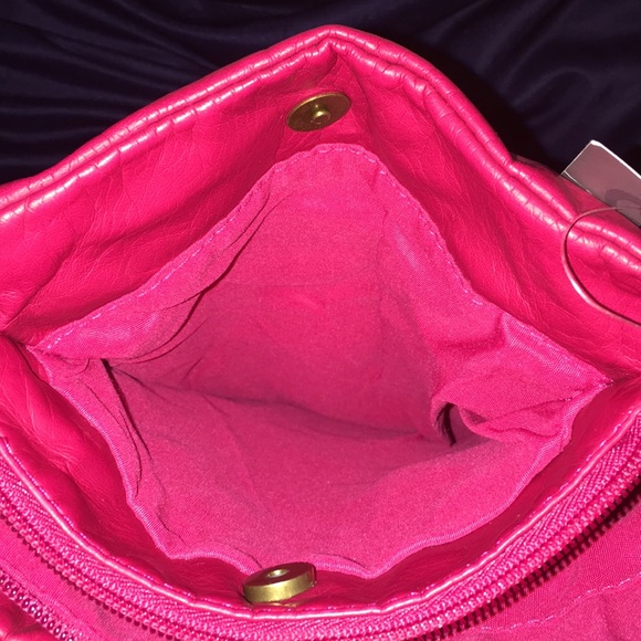 Nice Bag that is Pink and Red - Picture 7 of 8